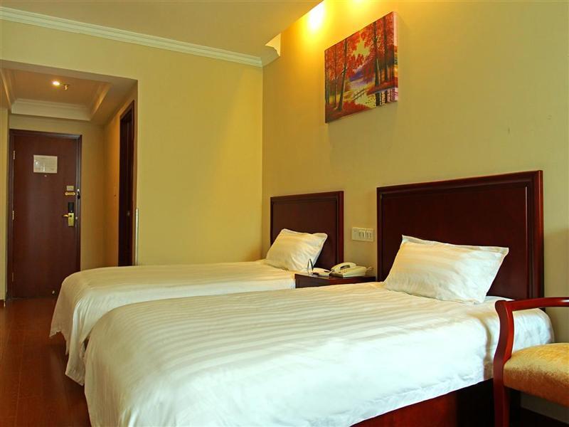 Greentree Inn Shanghai Hongqiao Metro Station Express Hotel Exterior photo