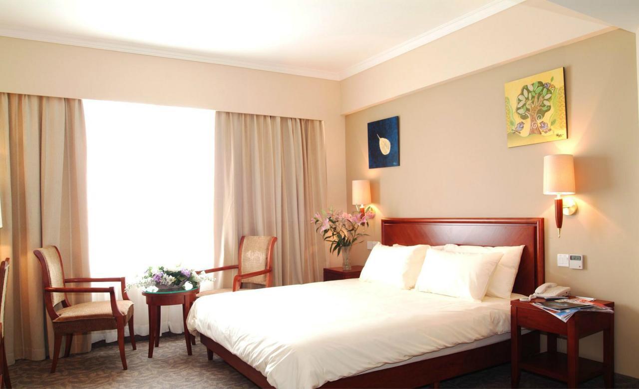Greentree Inn Shanghai Hongqiao Metro Station Express Hotel Exterior photo
